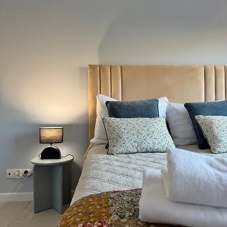 Apartament Lumiere Charming Two-bedroom In The Heart Of The *