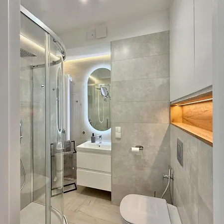 Lumiere Charming Two-bedroom In The Heart Of The